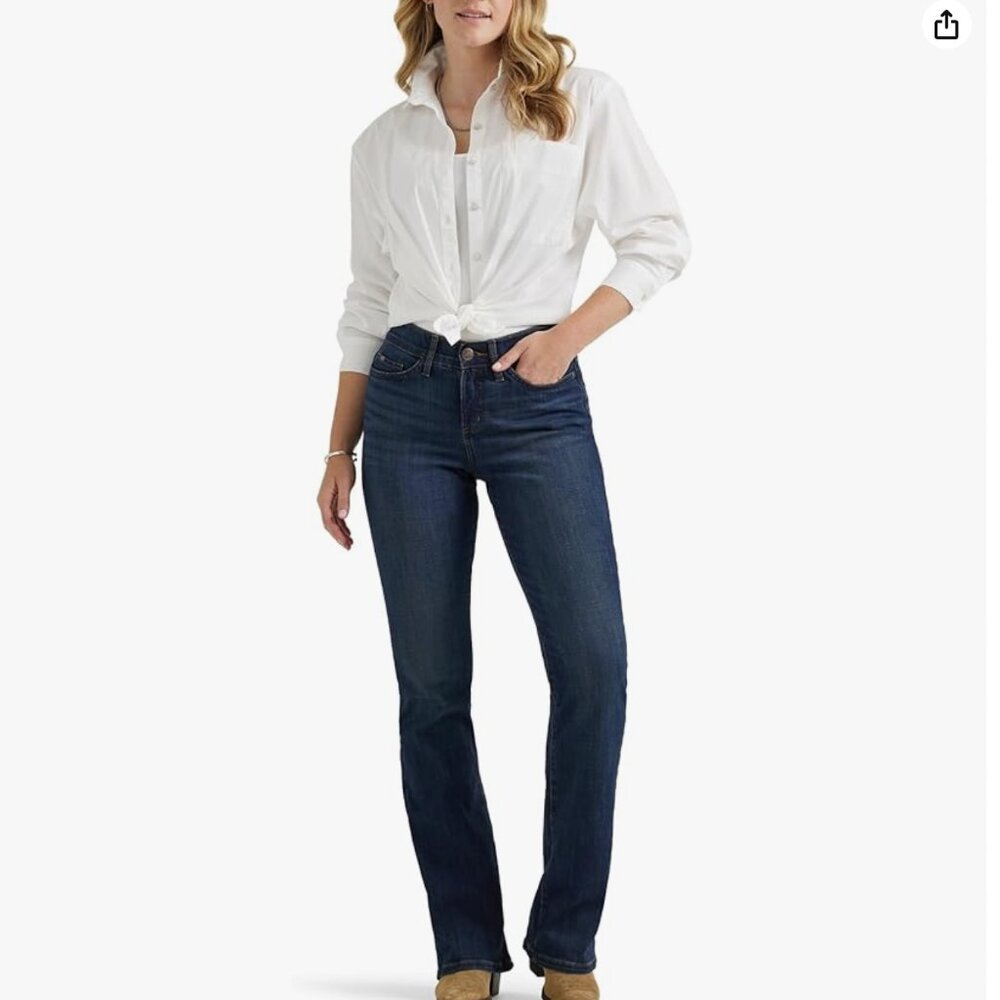 Lee Flex Motion Regular Fit Bootcut Jeans - NWT